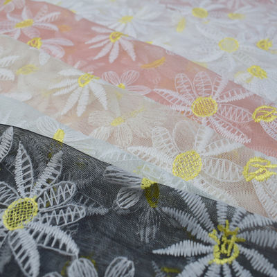 ผ้าลูกไม้สวิสเย็บปักถักร้อยผ้าฝ้าย Voile สำหรับเสื้อผ้า