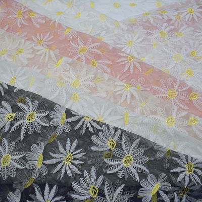ผ้าลูกไม้สวิสเย็บปักถักร้อยผ้าฝ้าย Voile สำหรับเสื้อผ้า