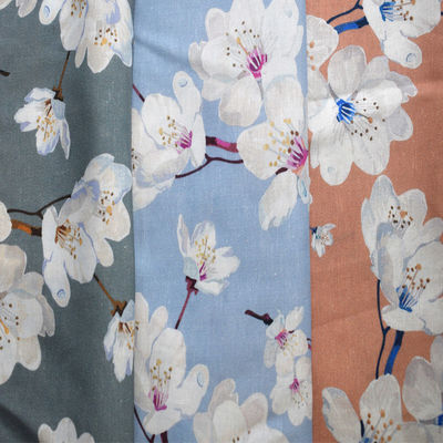 ผ้าทอ Tencel 70% ผ้าทอธรรมดา 140gsm ผ้าผสมริ้วรอยต้านทาน