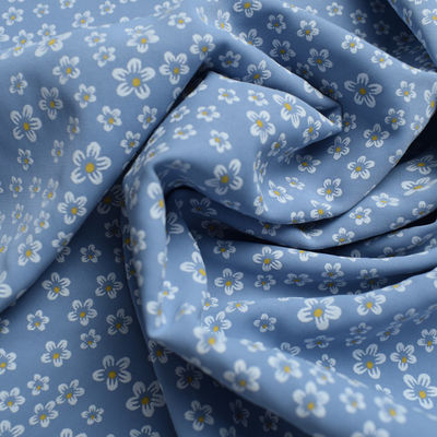 ผ้าพิมพ์ Poplin Cotton แบบกำหนดเองน้ำหนักเบา 100% สำหรับเสื้อผ้า